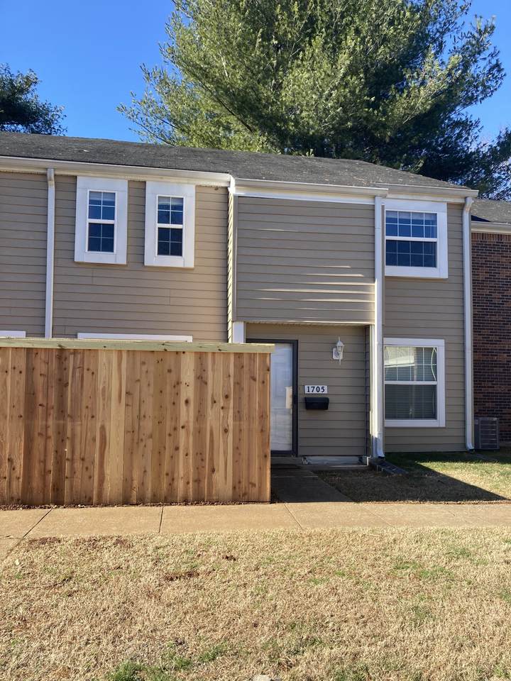 1705 Granville Rd - Photo 1