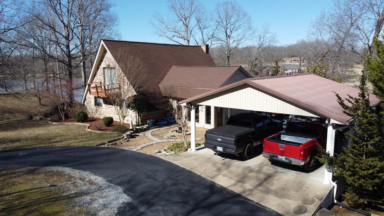 1343 Cedar Dr - Photo 1