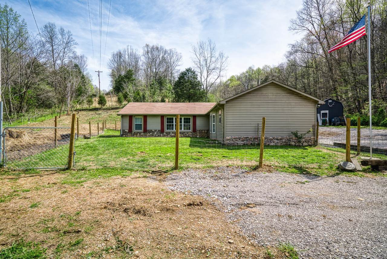 3150 Proctor Creek Rd - Photo 1