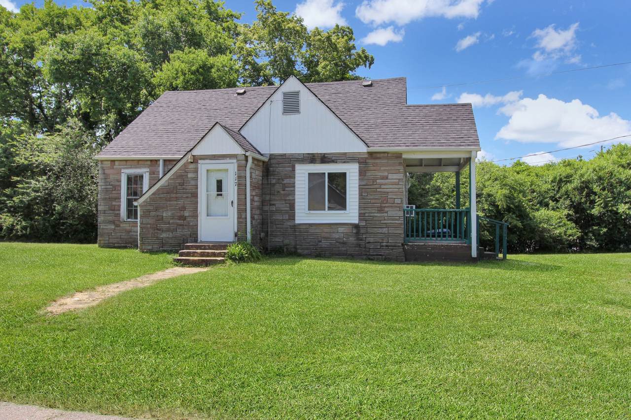 117 Cedar St - Photo 1