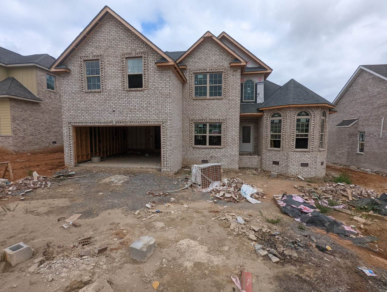 115 The Oaks - Photo 1