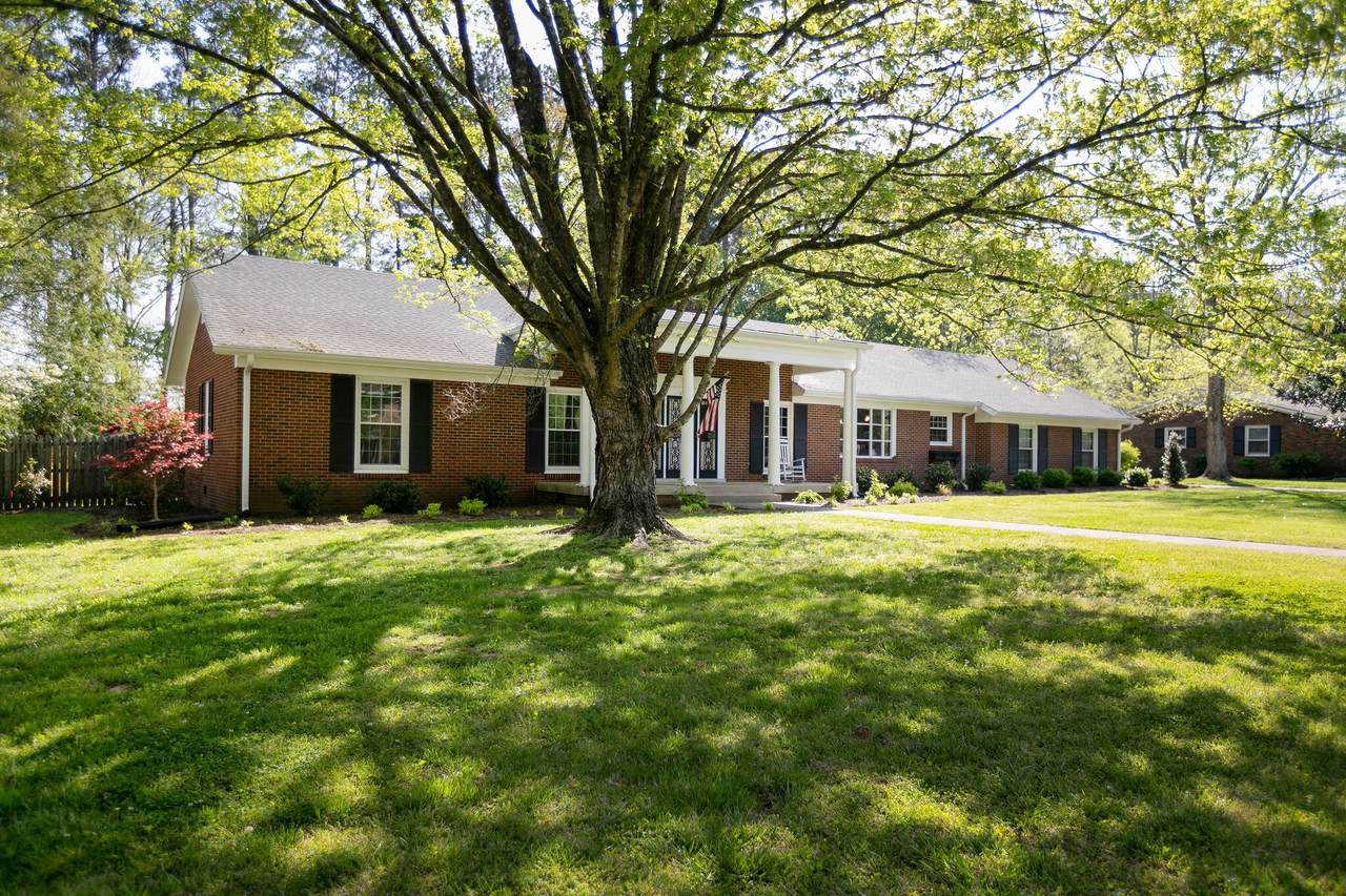734 Cherokee Ct - Photo 1