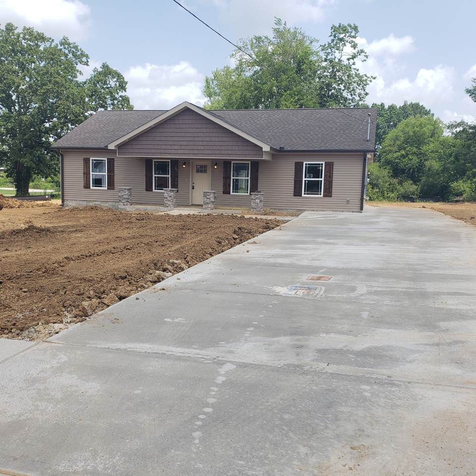 103 E. Bomar Ct. - Photo 1