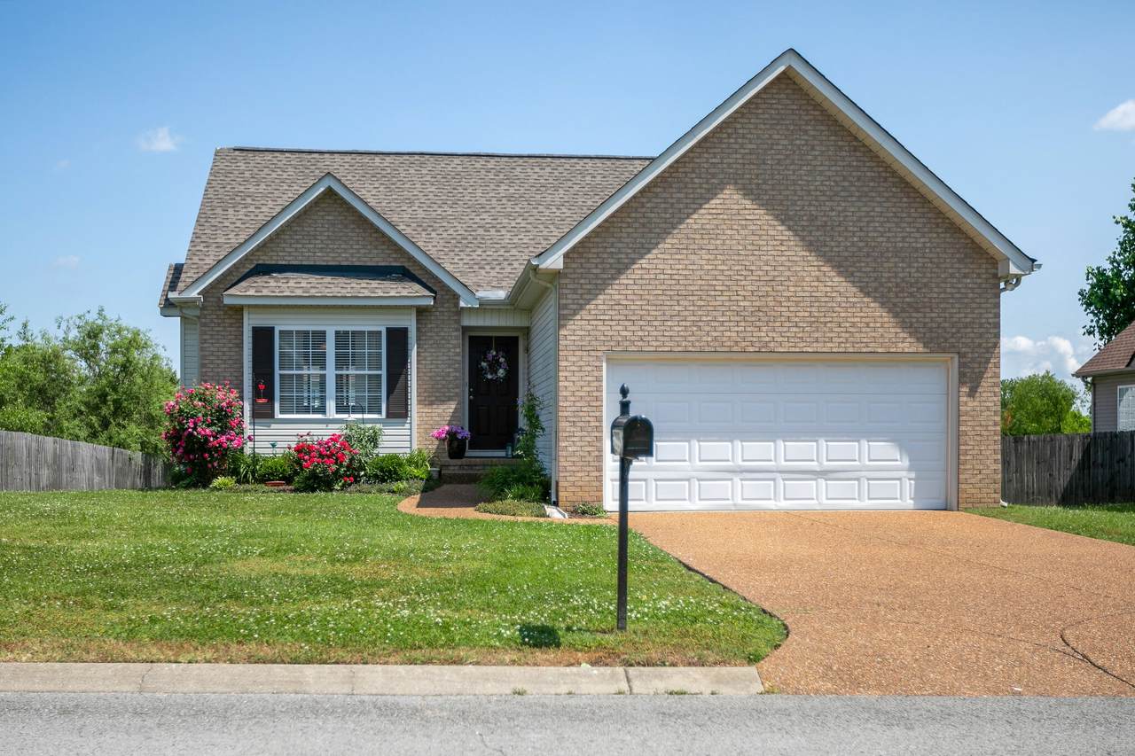 1003 Patterson St - Photo 1