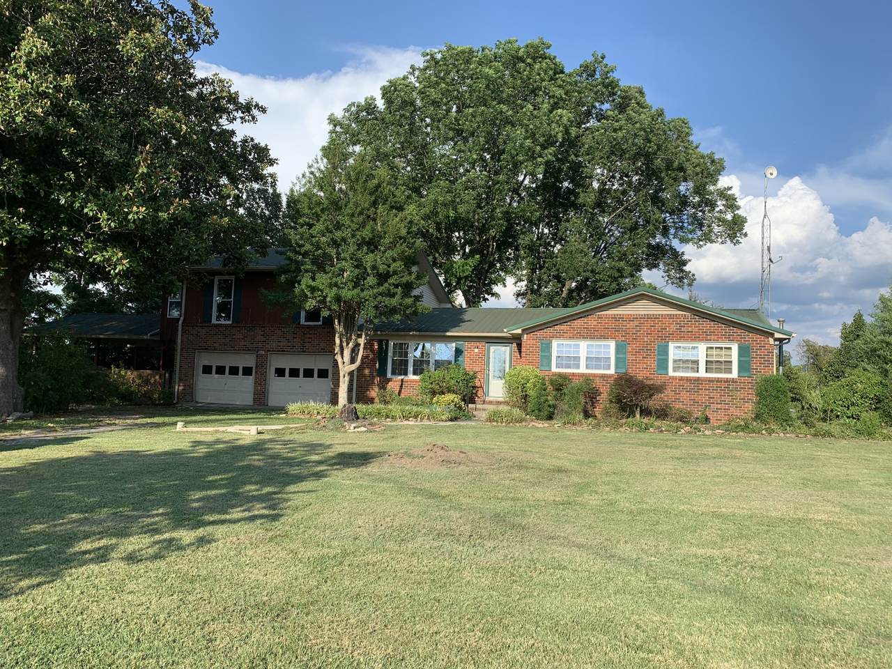 869 Foster Ln - Photo 1
