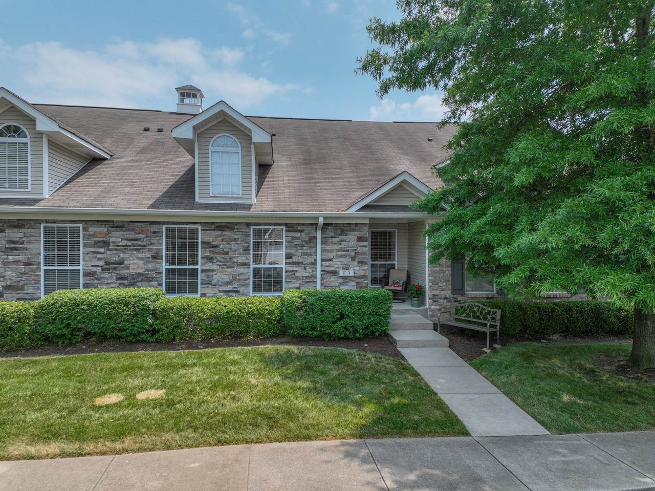 800 S Browns Ln - Photo 1