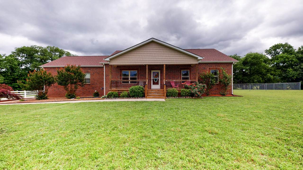 104 Cassidy Dr - Photo 1