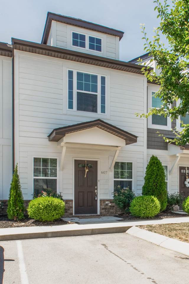607 Bristol Creek Dr - Photo 1