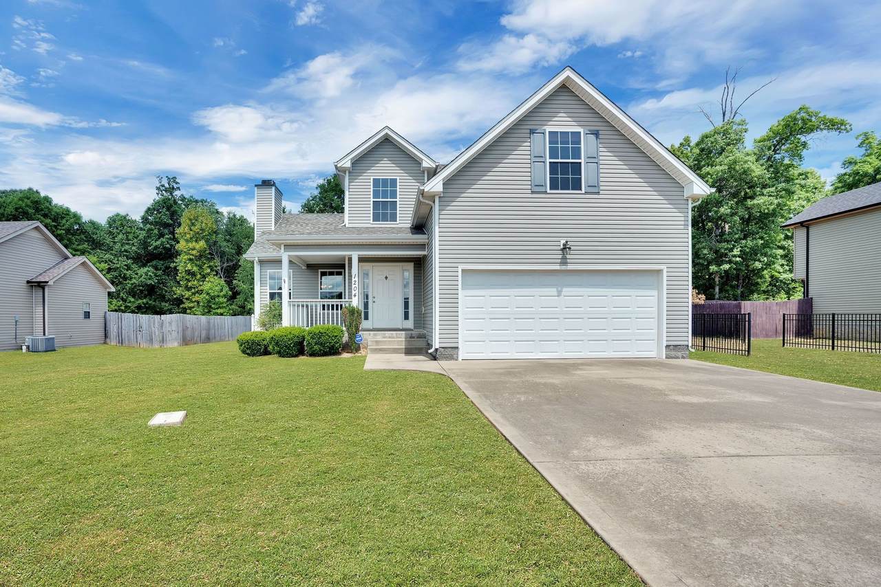 1204 Freedom Dr - Photo 1