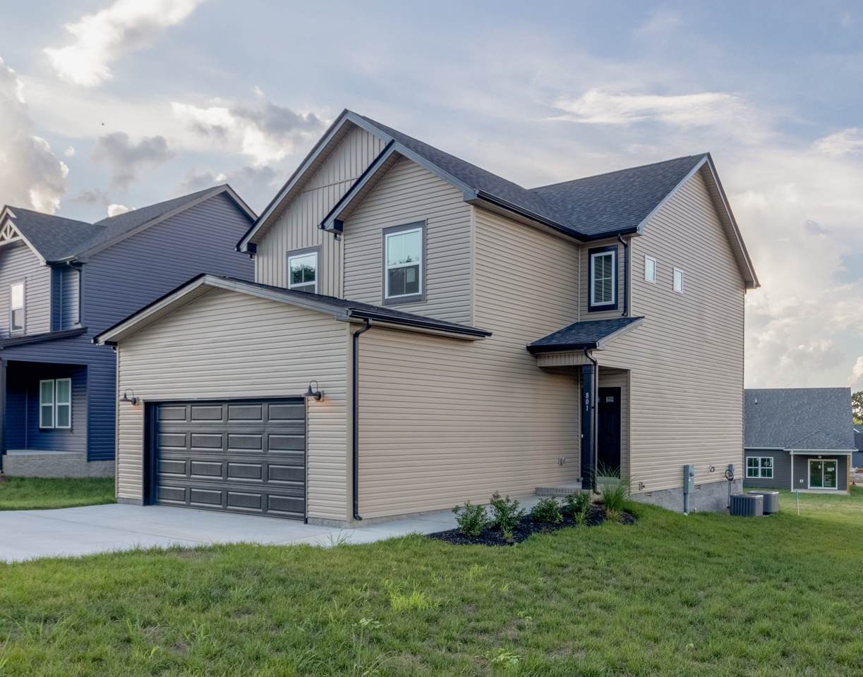801 Marksman Ct - Photo 1