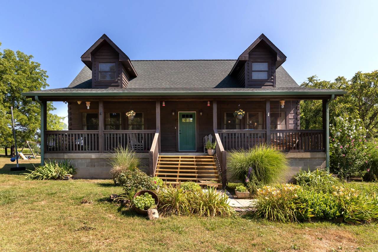 1531 Taylor Town Rd - Photo 1