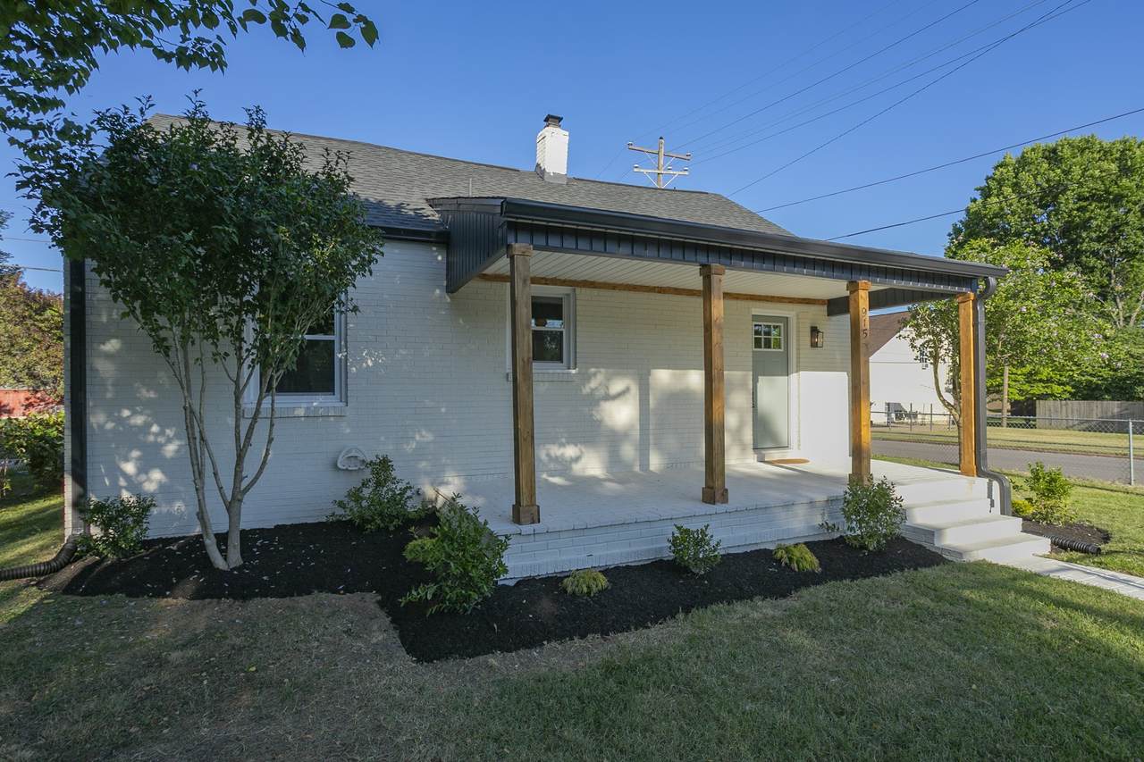 915 Debow St - Photo 1