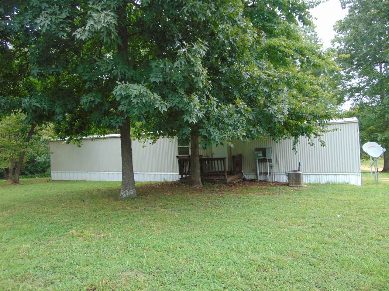 4847 Summertown Hwy - Photo 1