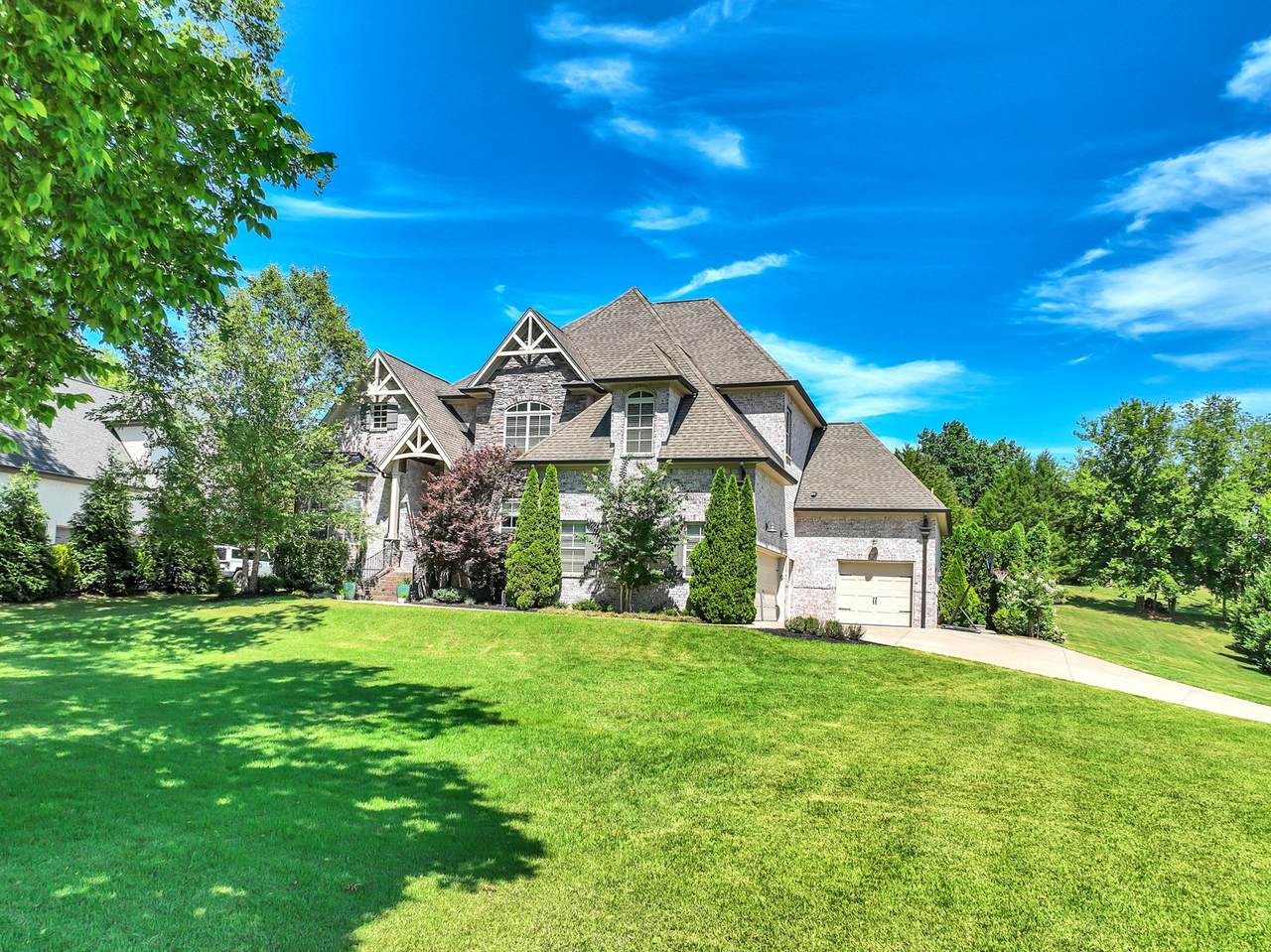 4300 Gallant Ridge Dr - Photo 1