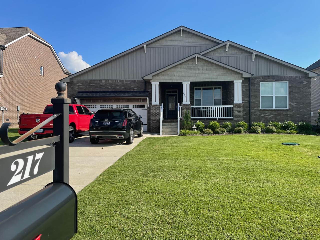 217 Davenport Dr - Photo 1