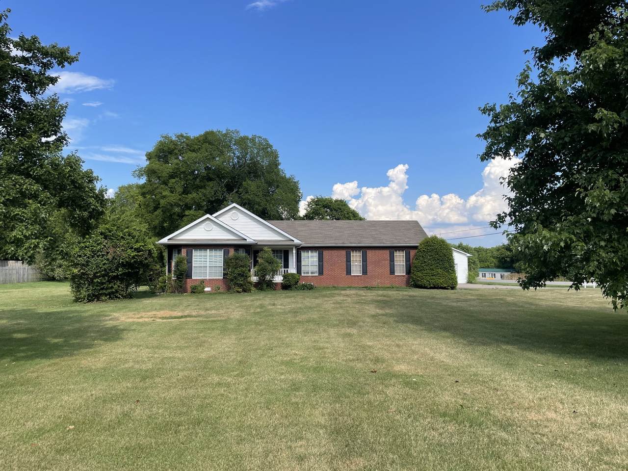 1340 Barry Ln - Photo 1
