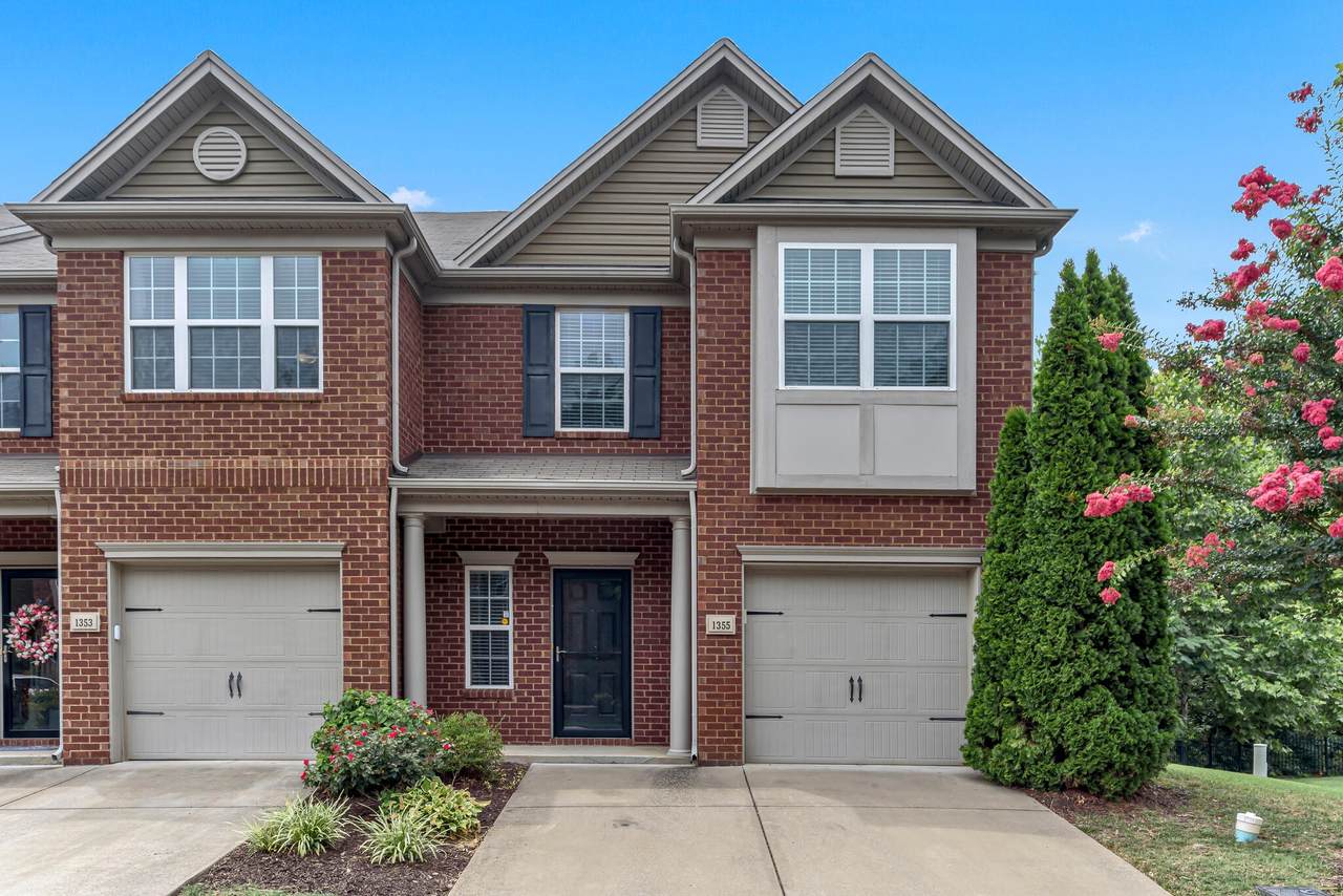 1355 Crown Point Pl - Photo 1