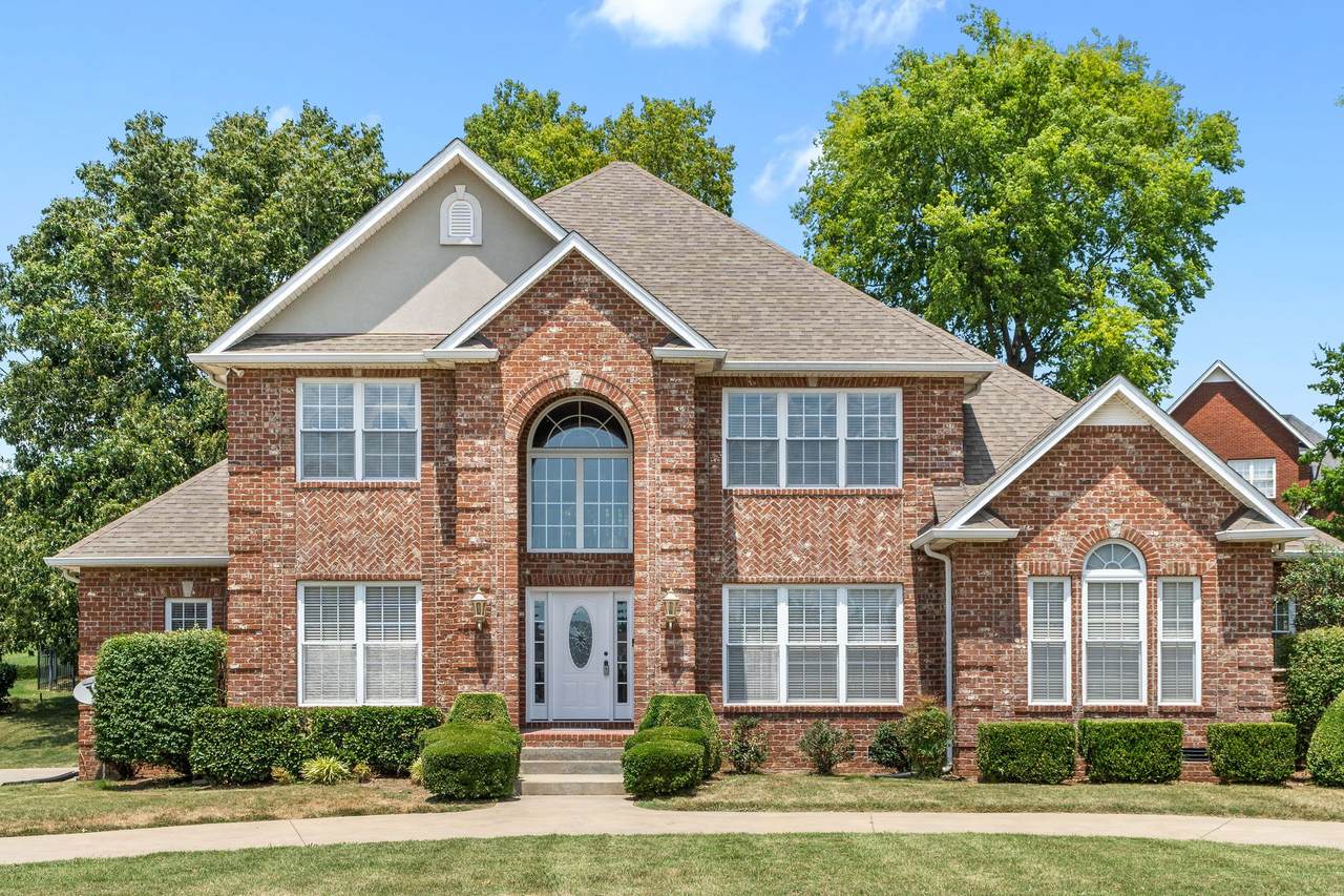 326 Gray Hawk Trl - Photo 1