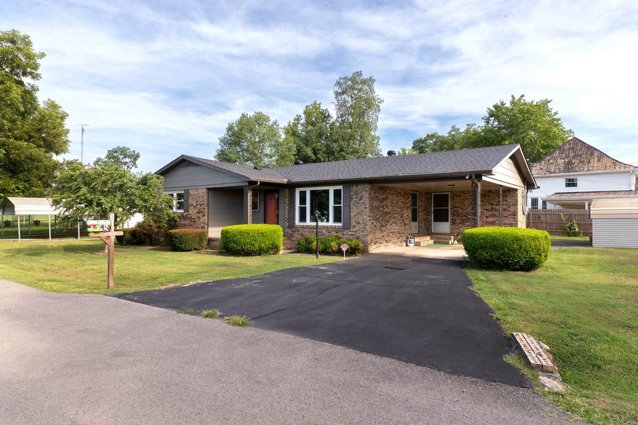 345 Mccall St - Photo 1