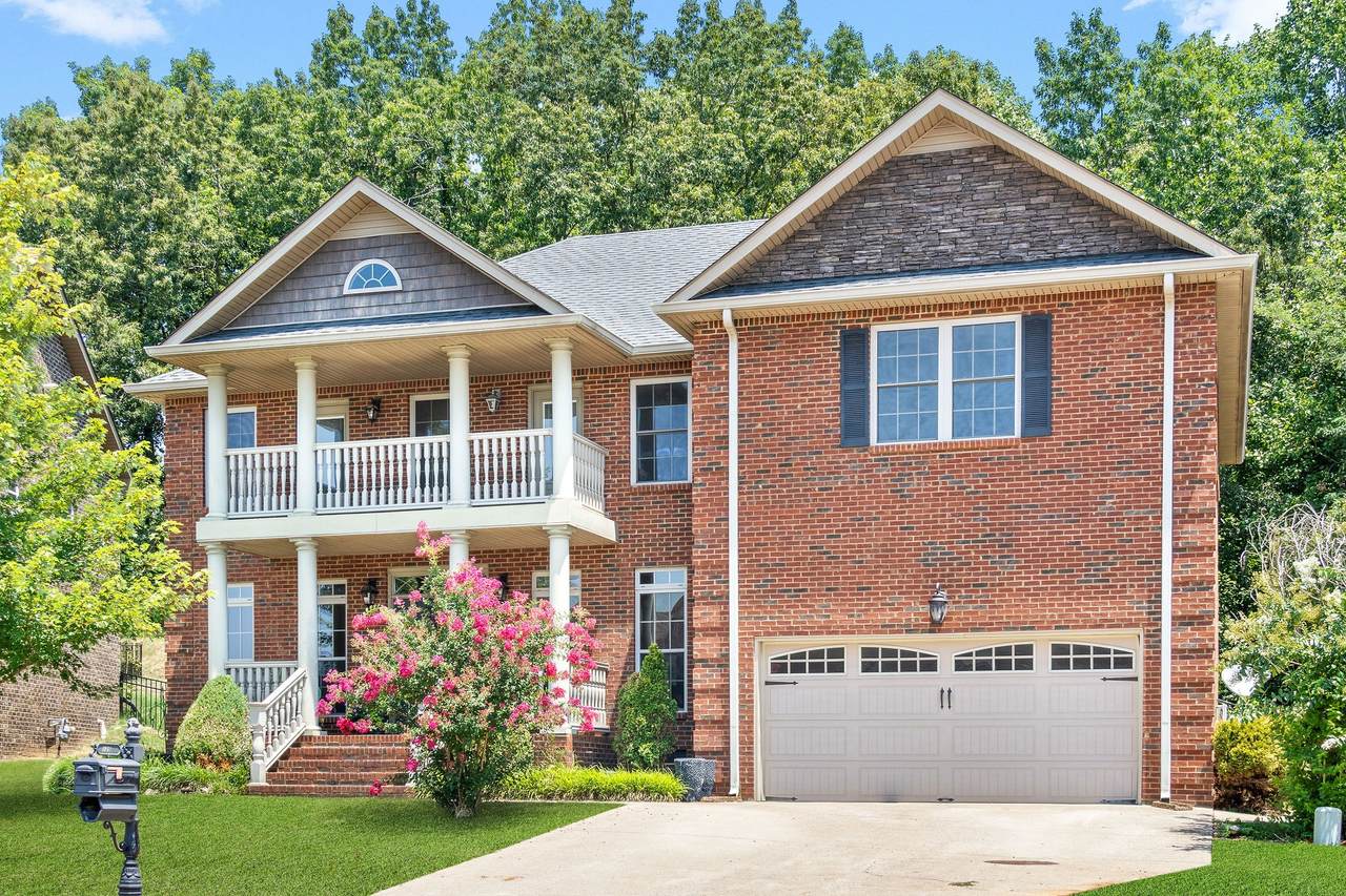 125 Roanoke Station Cir - Photo 1