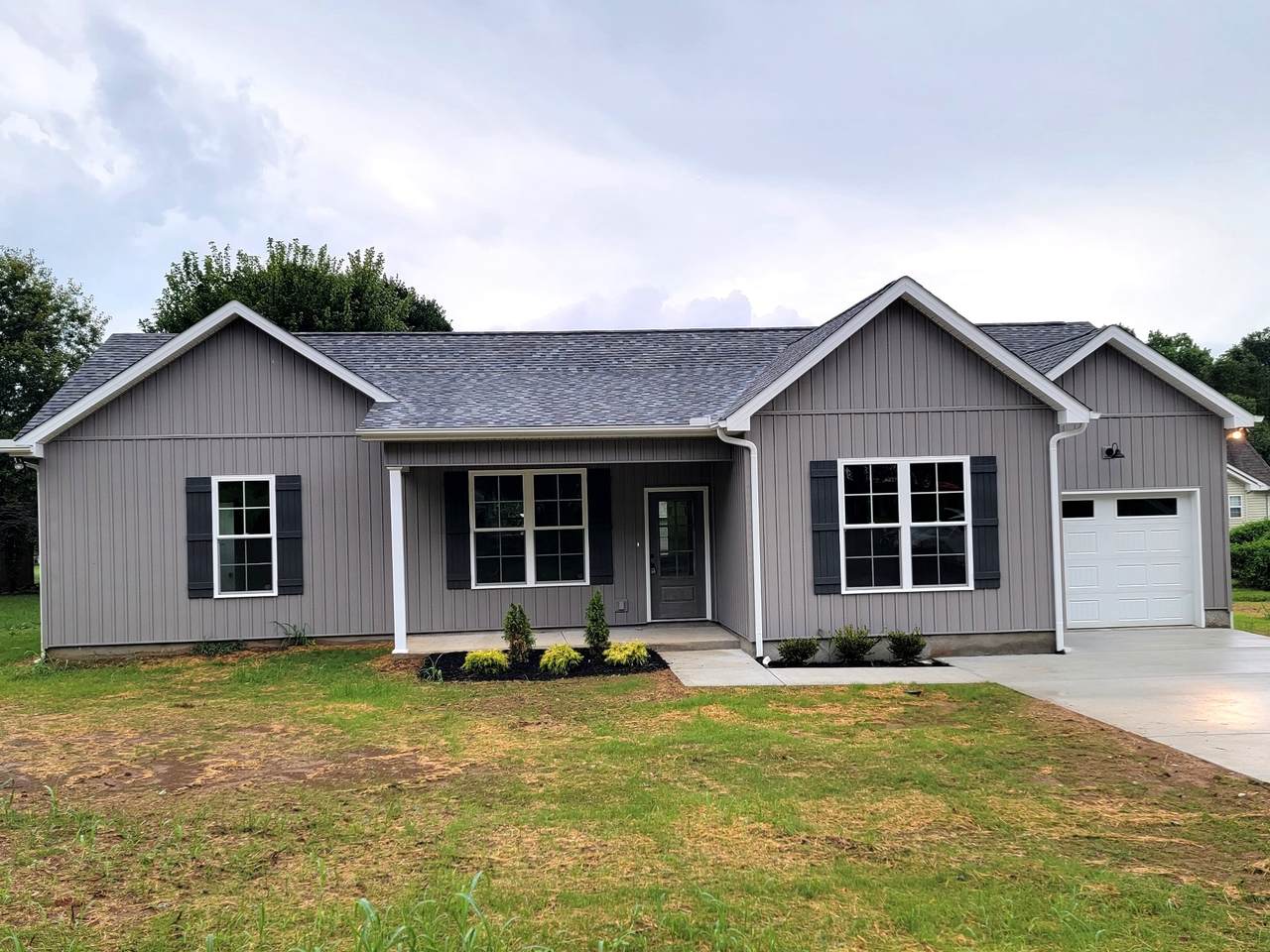 30 Driftwood Ct - Photo 1