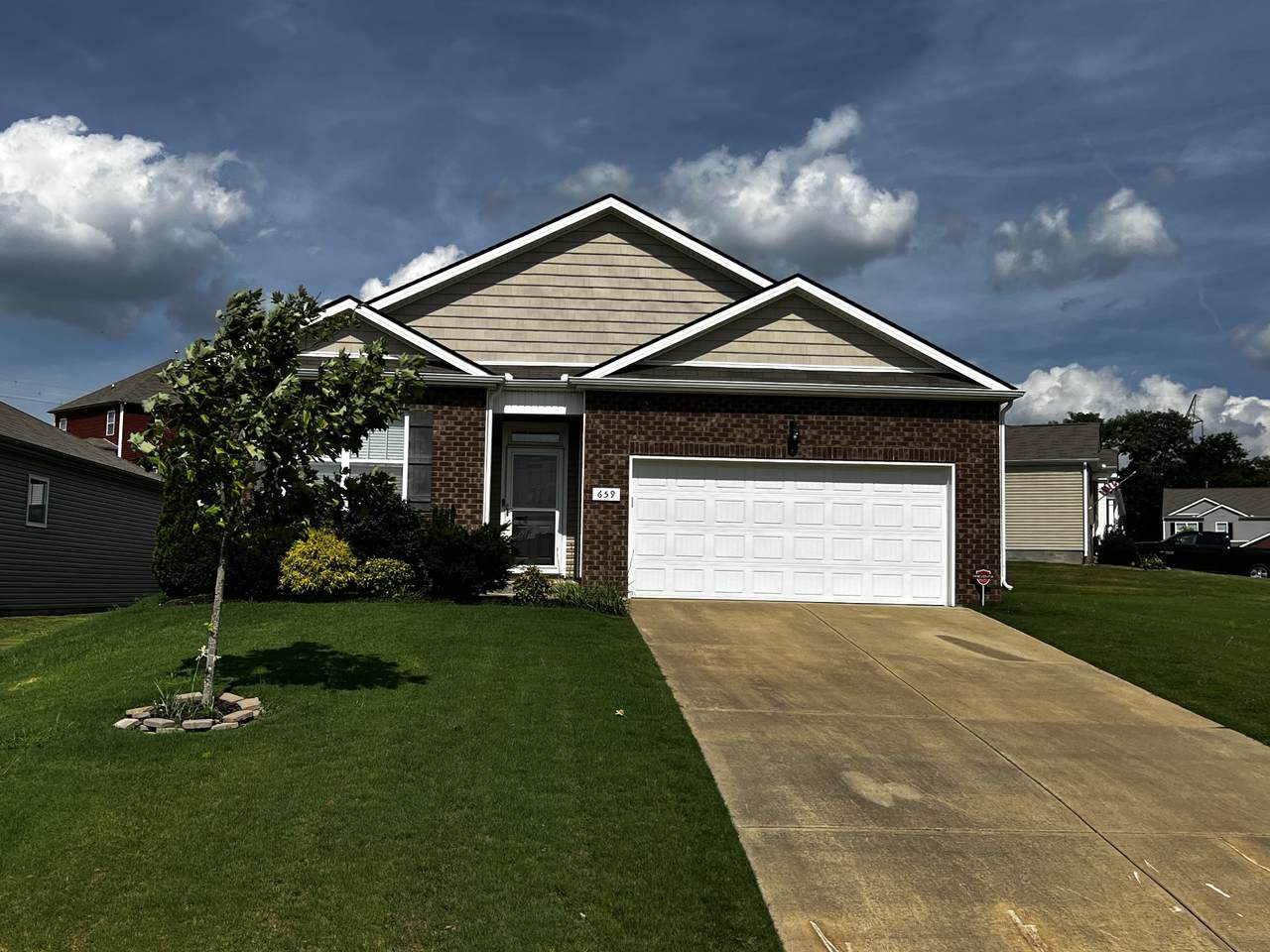 659 Prominence Rd - Photo 1