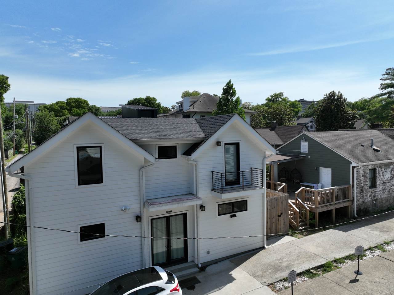 1606 16th Ave S - Photo 1