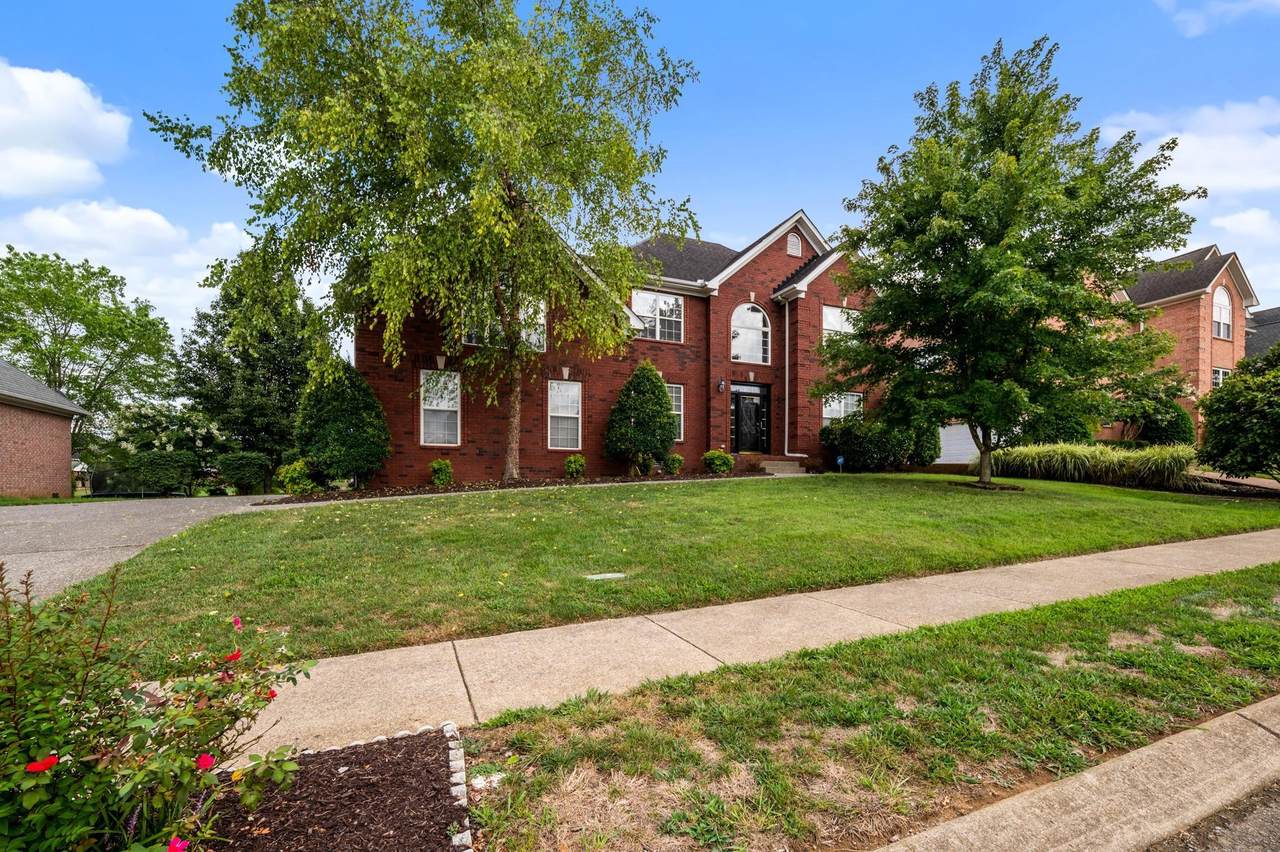 105 Cedar Ridge Ln - Photo 1