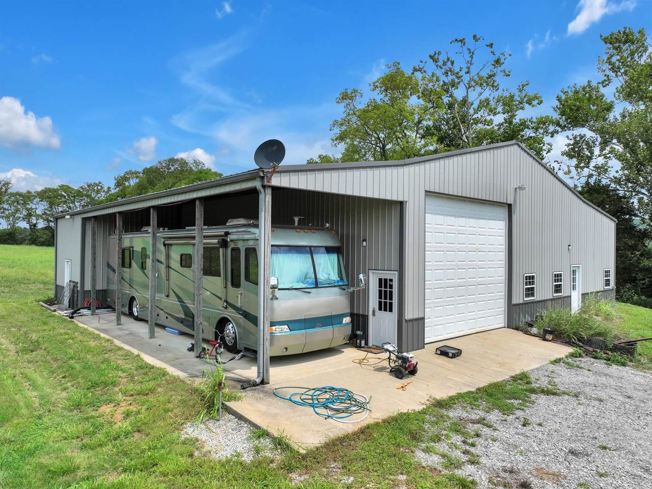 197B Bugg Hollow Rd - Photo 1