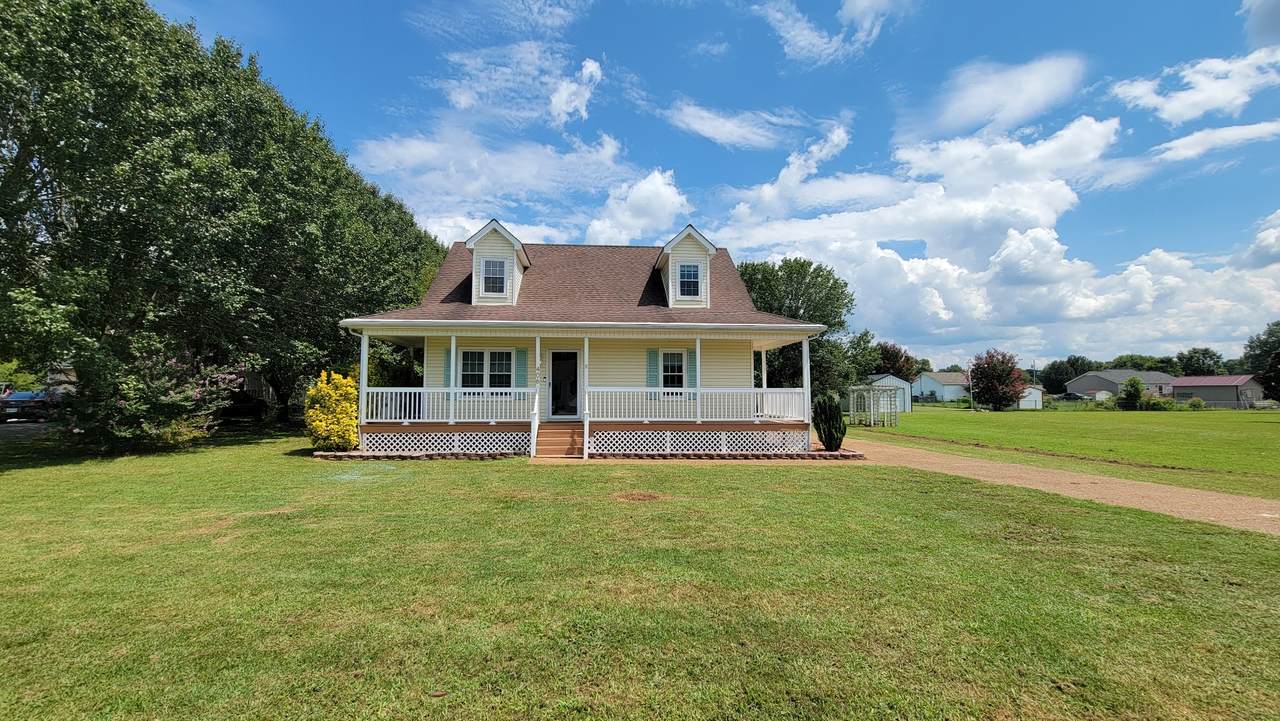 406 Bell St - Photo 1
