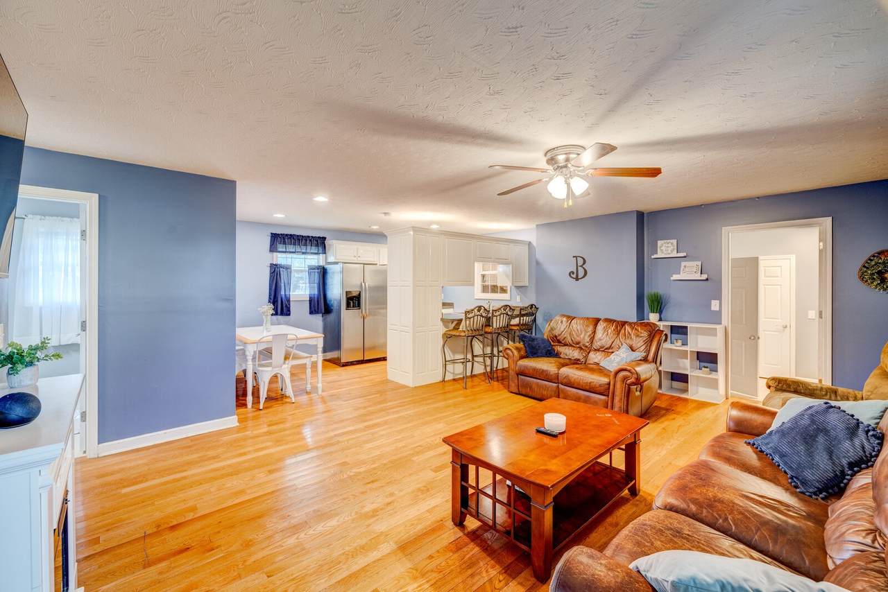 100 Poplar Grove Rd - Photo 1