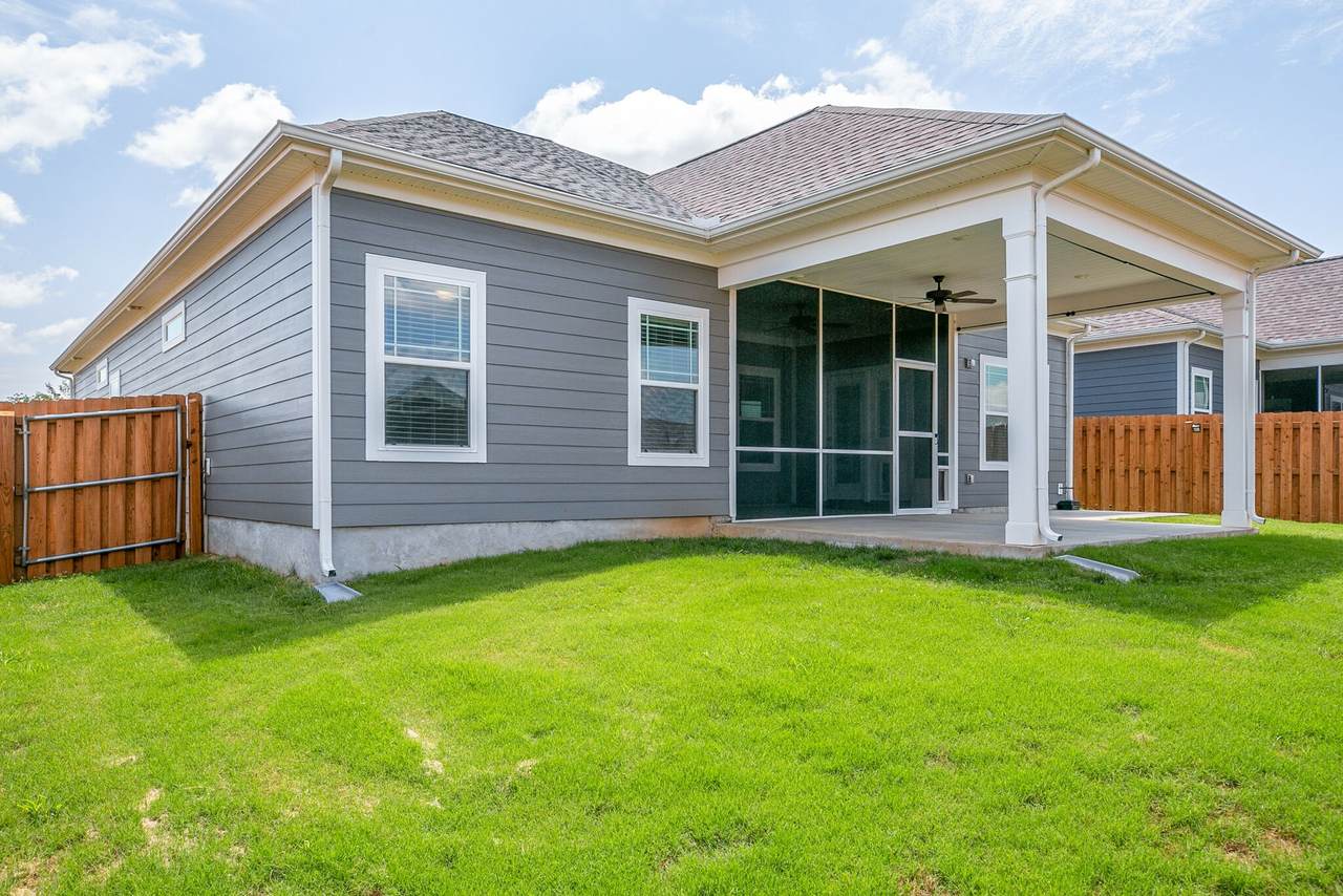 1711 Allwood Ave - Photo 1