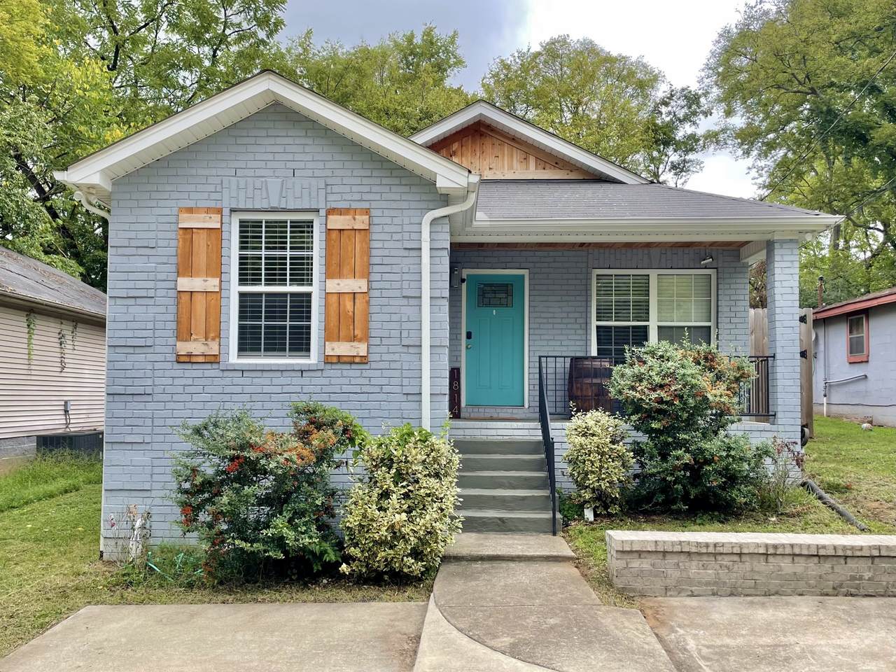 1814 Glade St - Photo 1