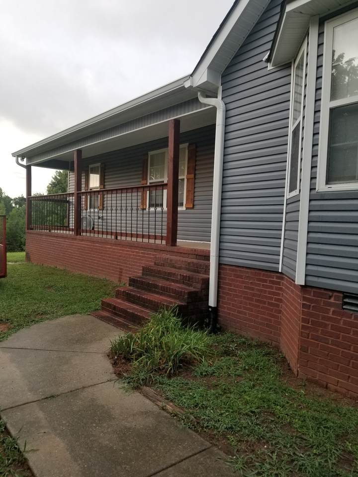 367 Chestnut Grove Rd - Photo 1