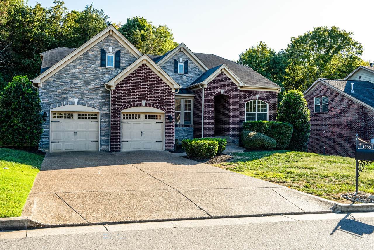 1355 Sweetwater Dr - Photo 1