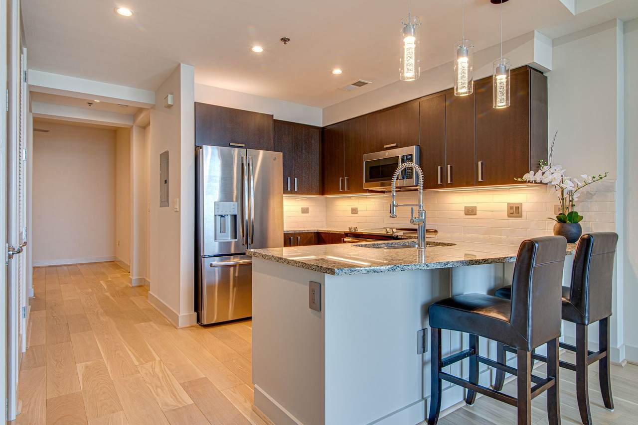 1510 Demonbreun St - Photo 1