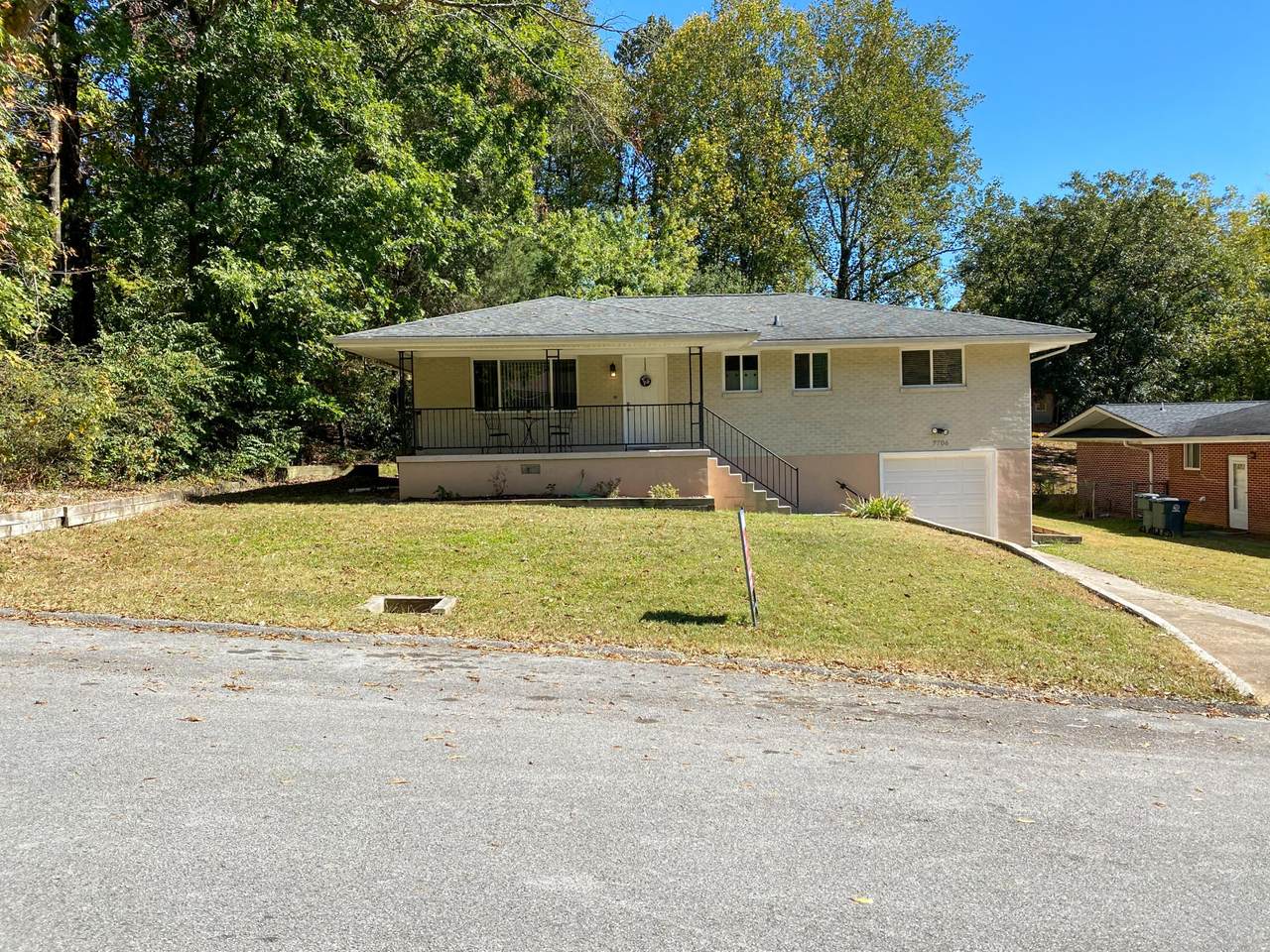7706 Vista Hills Dr - Photo 1