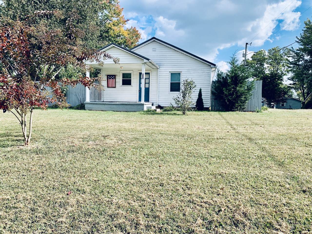 111 Anderson St - Photo 1