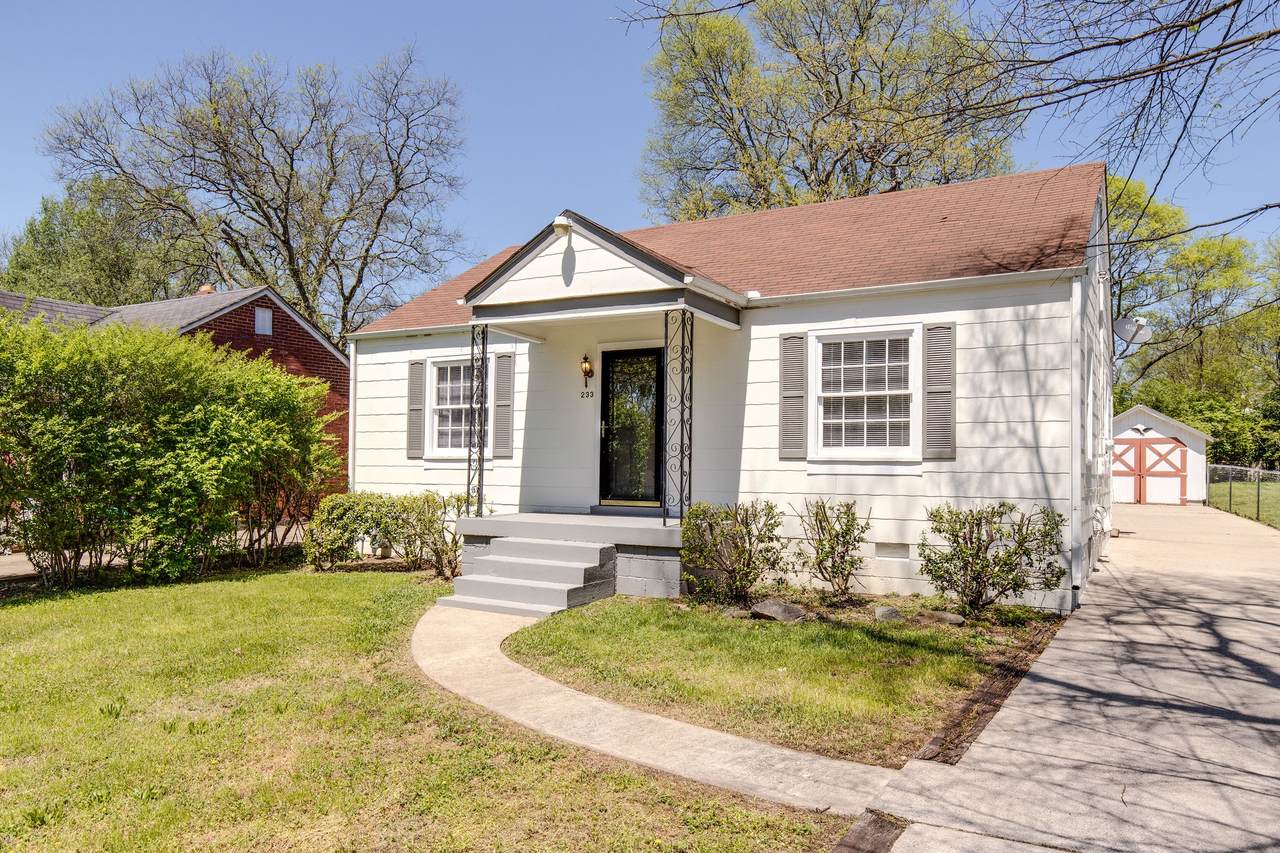 233 Harrington Ave - Photo 1