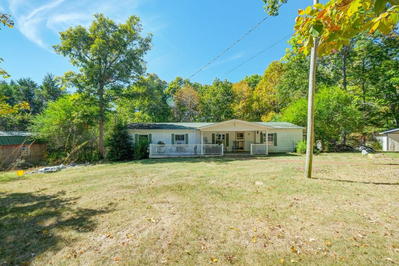 1055 Skyline Dr - Photo 1