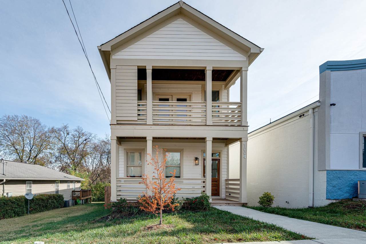 1004 44th Ave - Photo 1