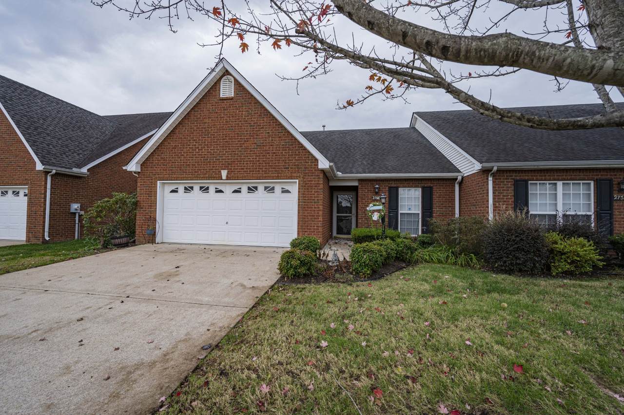 2749 Waywood Dr - Photo 1