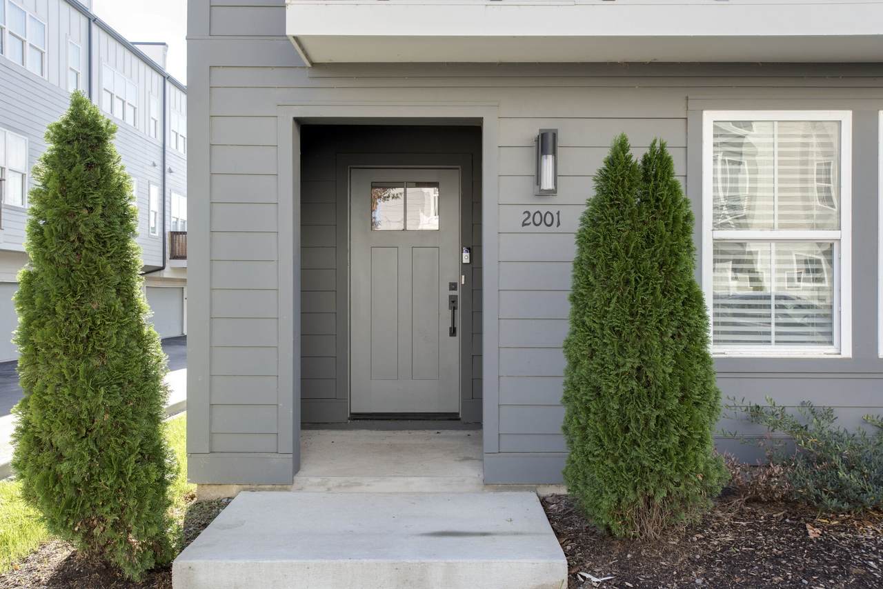 2001 Edison Park Ln - Photo 1