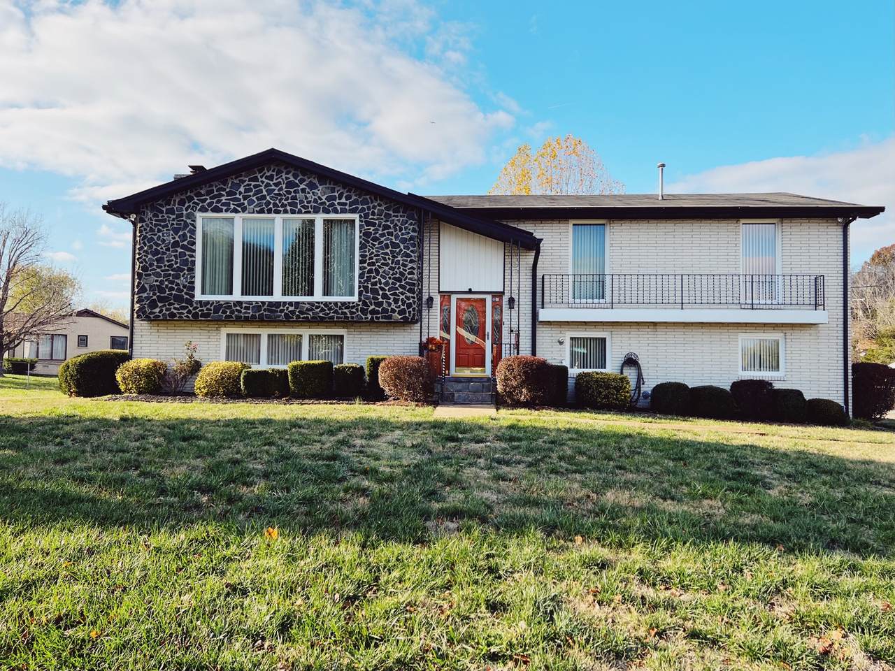 4201 Hallmark Rd - Photo 1