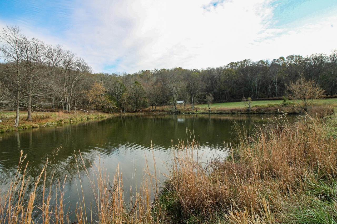 1350 Globe Rd - Photo 1