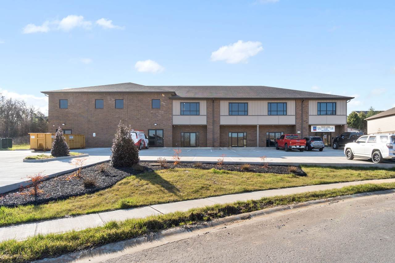 138 Center Pointe Dr. Unit 4 - Photo 1