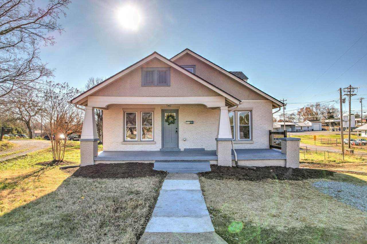 800 W College St - Photo 1