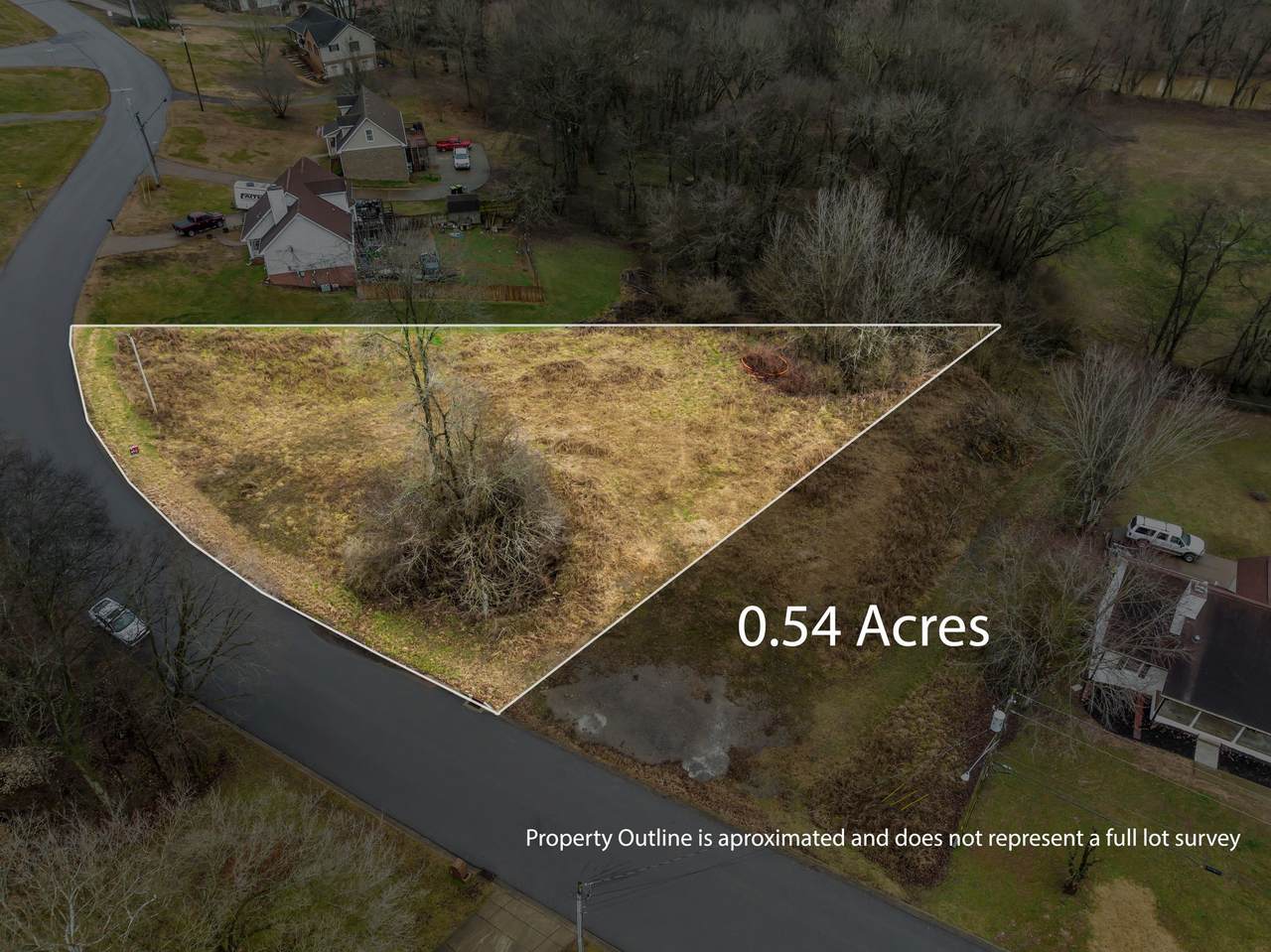 684 W Creek Dr - Photo 1
