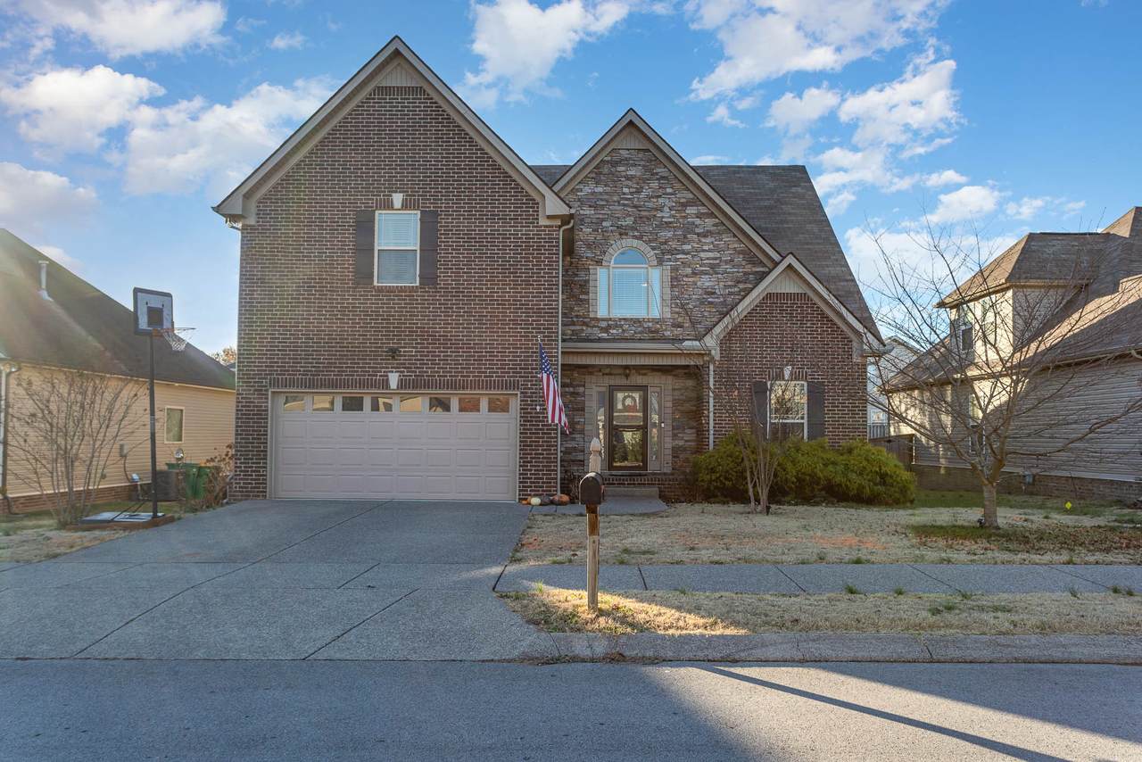 3002 Naomi Ct - Photo 1