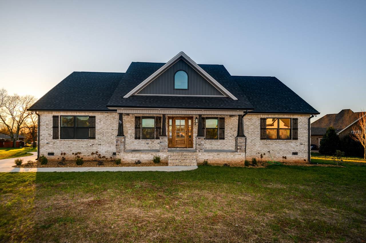 901 Apple Blossom Trl - Photo 1